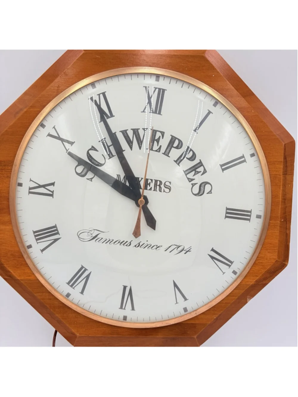 SCHWEPPES MIXERS Electric Pendulum Wall Clock Model 597 Wood Advertising